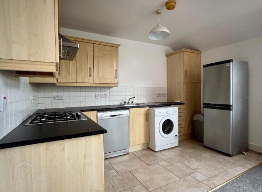 98 University Street, Belfast, BT7 1HE