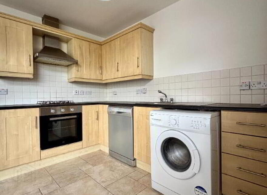 98 University Street, Belfast, BT7 1HE