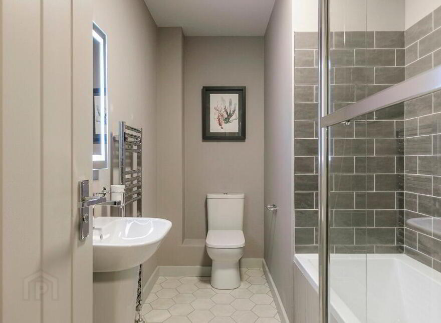 Apt 51 The Residence, 336 Ormeau Road, Belfast, BT7 2GE