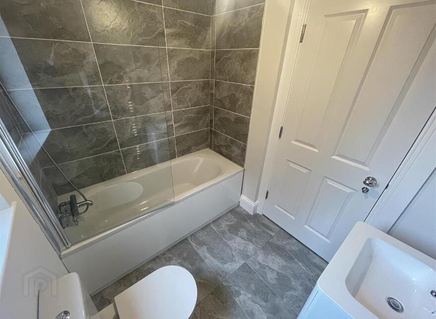 14 Byron Halt, Kinnegar Drive, Holywood, BT18 9JT