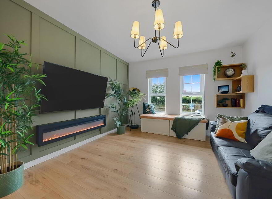 7 Lineybrook Court, Bangor, BT19 7EB