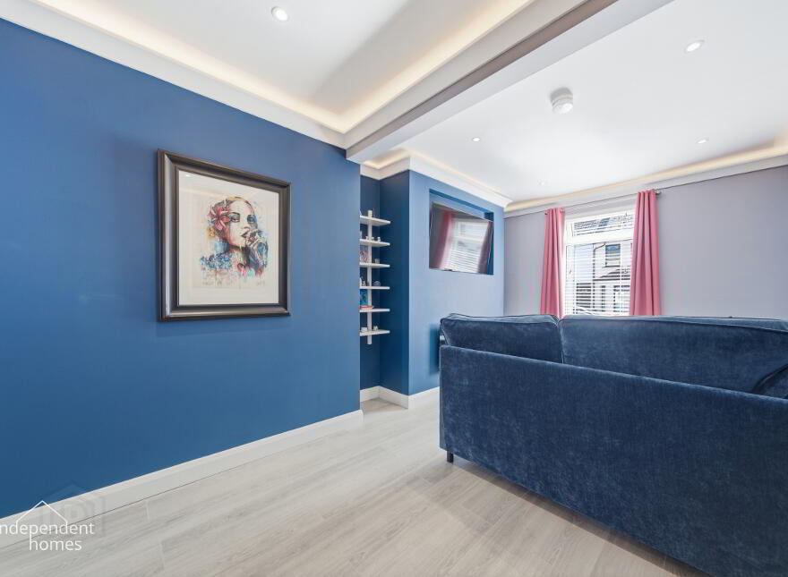 27 Newington Avenue, Larne, BT40 1NN