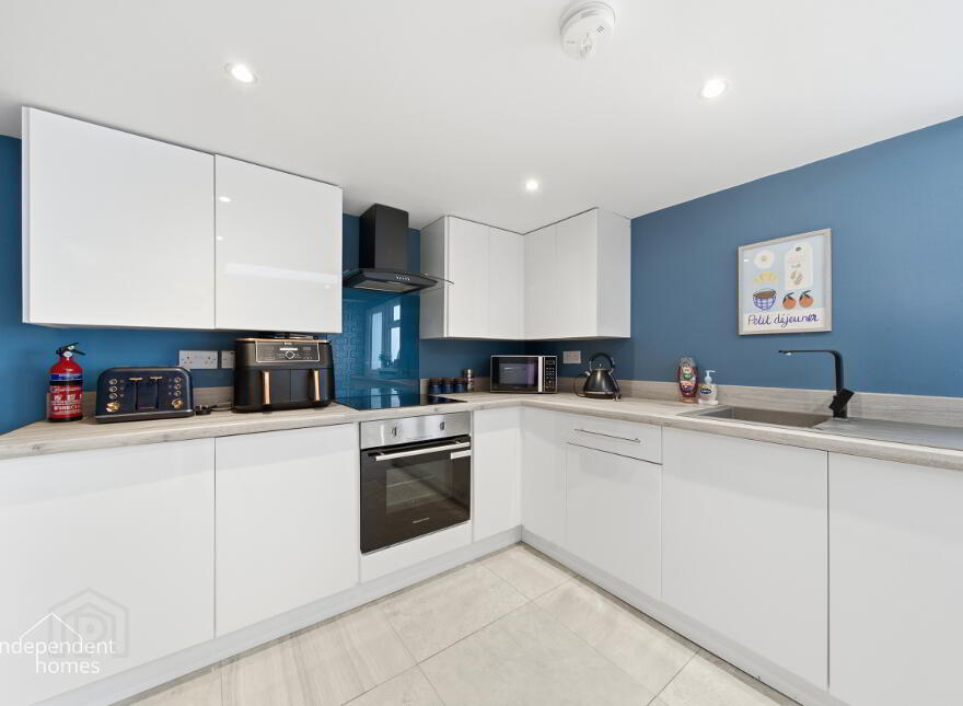 27 Newington Avenue, Larne, BT40 1NN