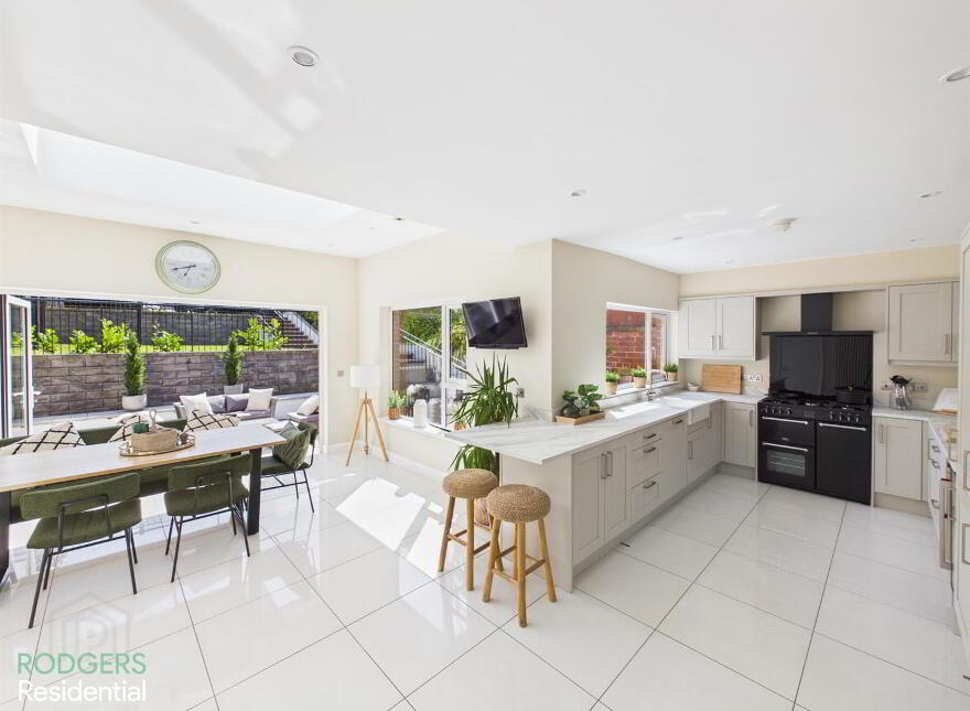 70 Woodlands, Croft Road, Holywood, BT18 0PE