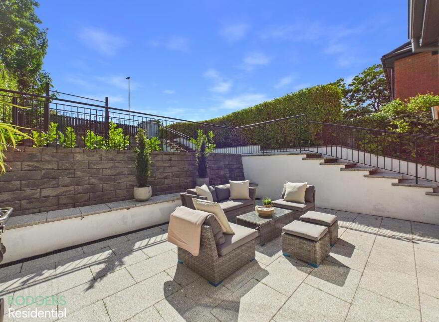 70 Woodlands, Croft Road, Holywood, BT18 0PE