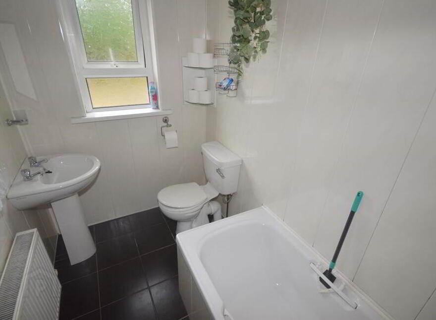 Tullyvinney, Raphoe, F93CKW2