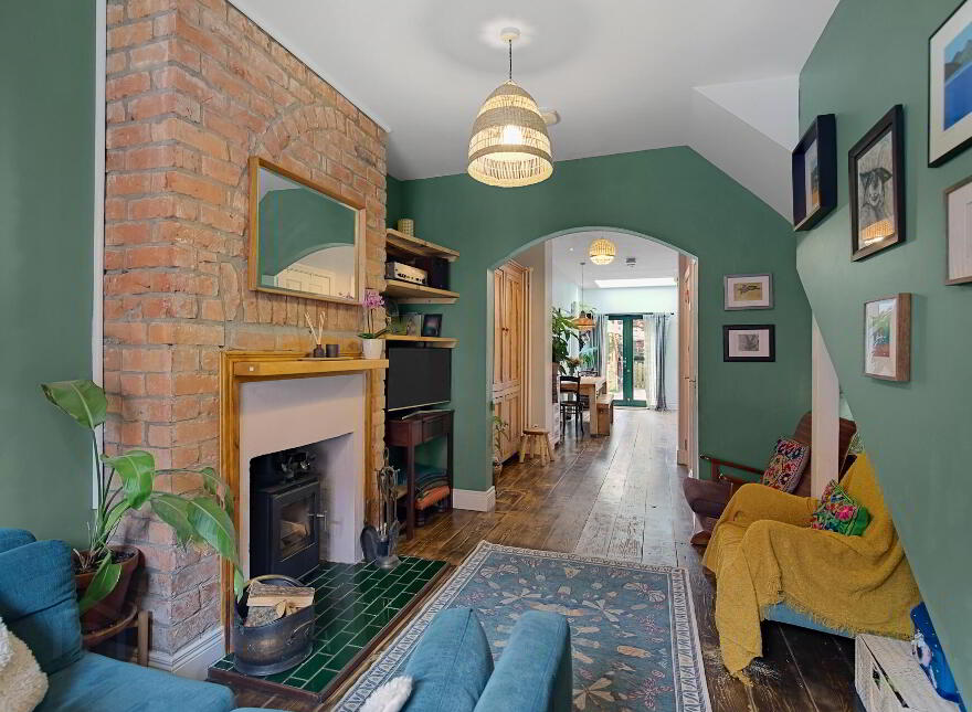 40 Edenderry Village, Belfast, BT8 8LG