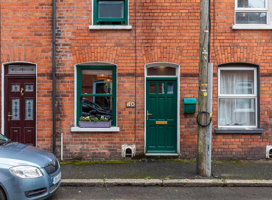 40 Edenderry Village, Belfast, BT8 8LG