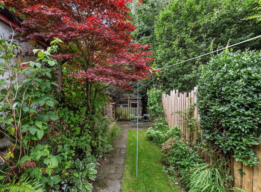 40 Edenderry Village, Belfast, BT8 8LG