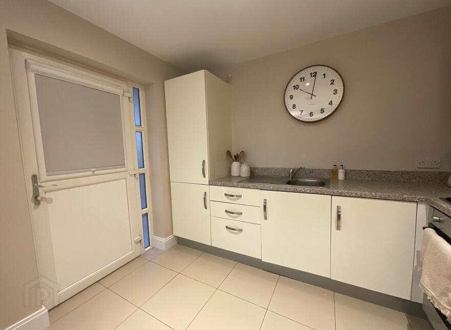 Apt 1, Lesley Central, Shankill Road, Belfast, BT13 1FD