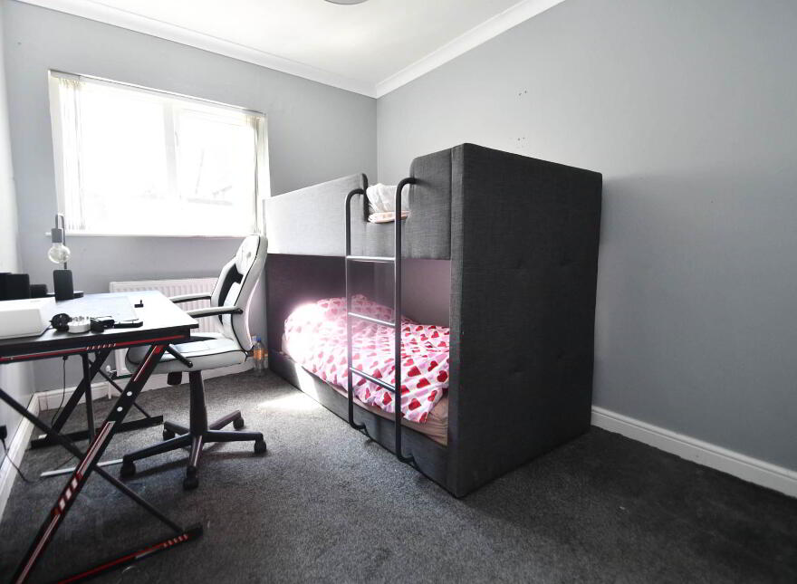 39a Falcarragh Drive, Lenadoon, Belfast, BT11 9HP