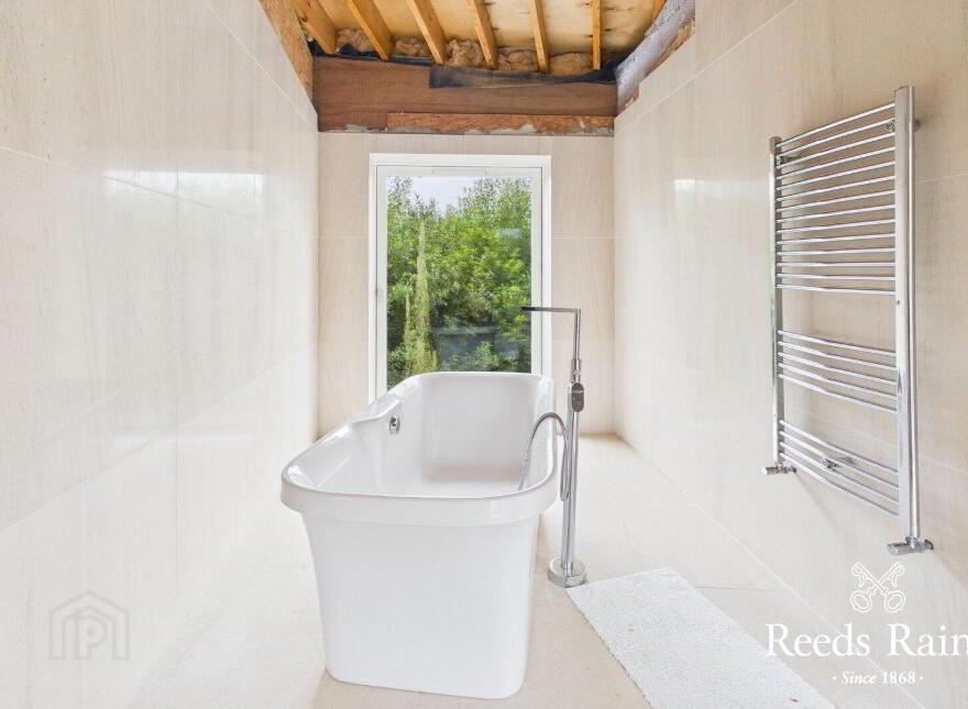 18a Eskylane Road, Antrim, BT41 2LL