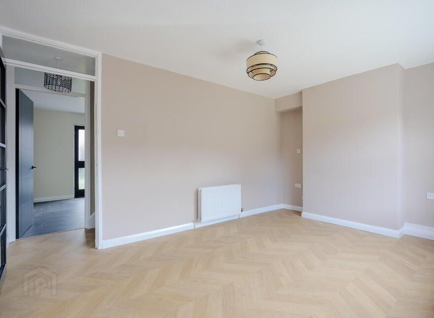 14 Invernook Drive, Belfast, BT4 1RW