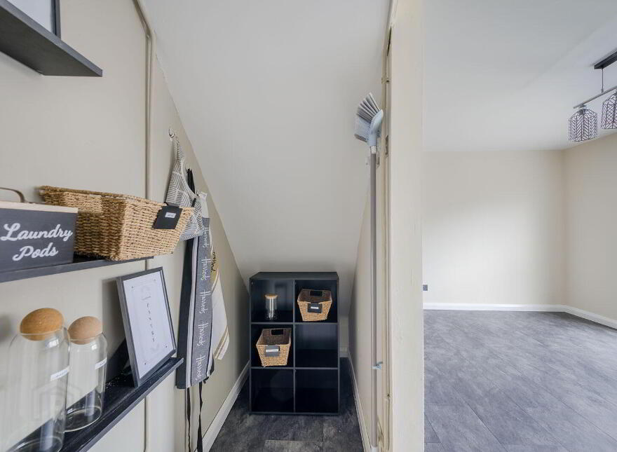 14 Invernook Drive, Belfast, BT4 1RW