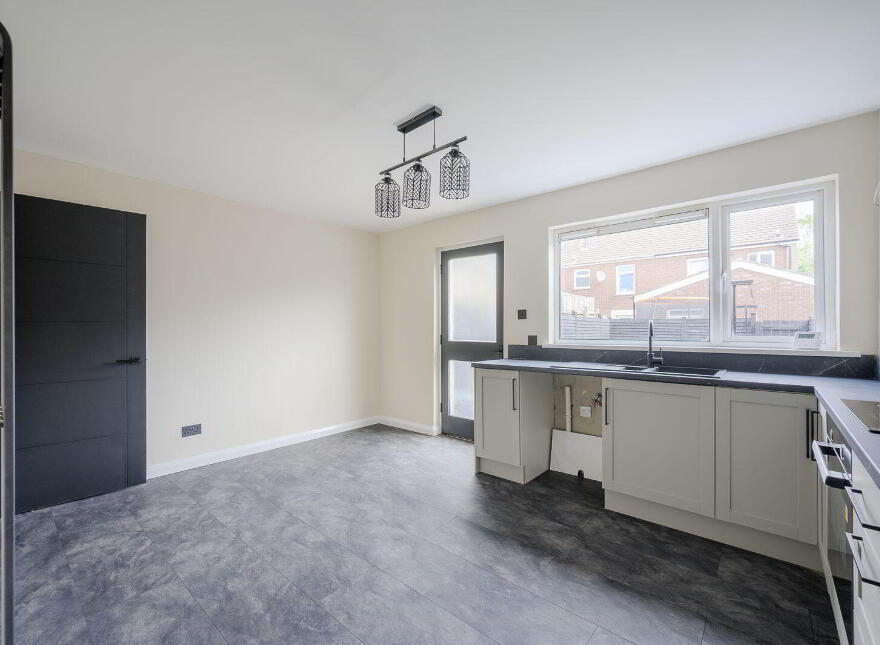 14 Invernook Drive, Belfast, BT4 1RW