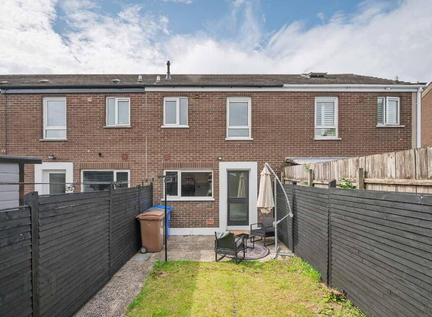 14 Invernook Drive, Belfast, BT4 1RW