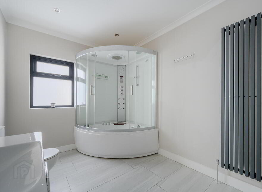 18 Beechill Park Avenue, Belfast, BT8 7PR