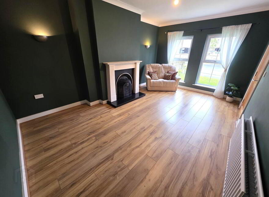 108 Silverhill Manor, Enniskillen, BT74 5JJ