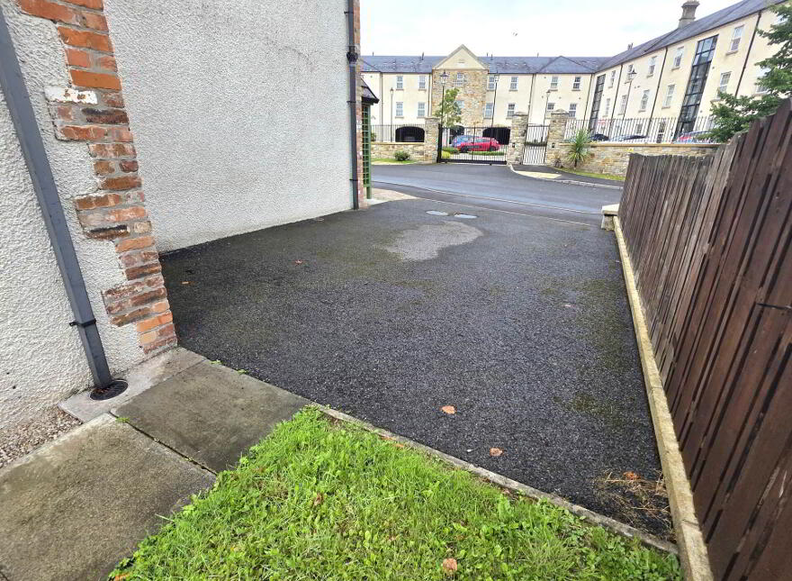 108 Silverhill Manor, Enniskillen, BT74 5JJ