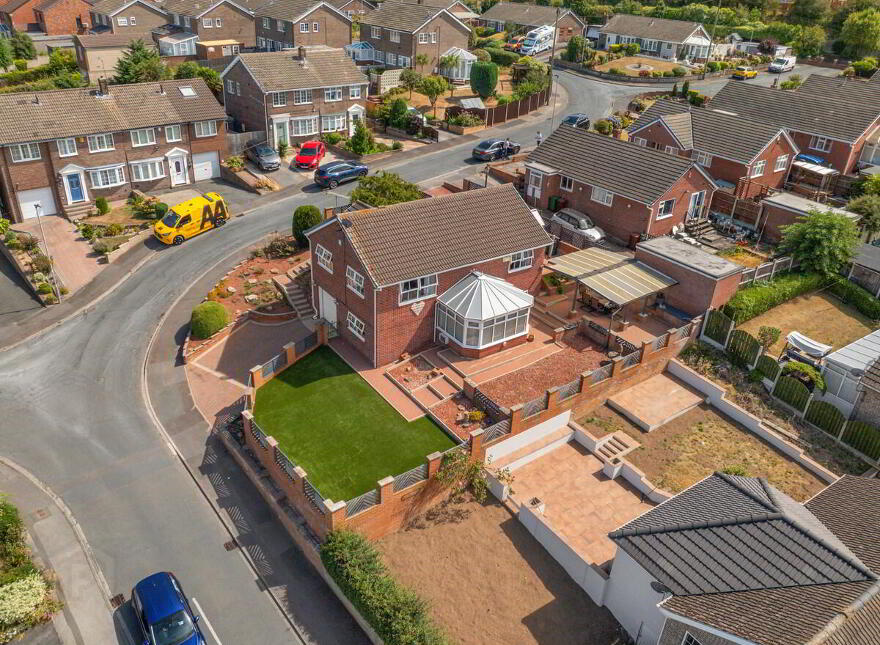 75 Bexhill Close, Pontefract, WF8 2LE