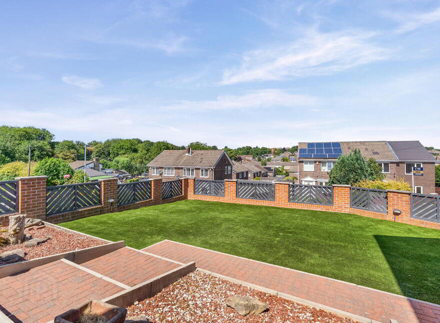 75 Bexhill Close, Pontefract, WF8 2LE