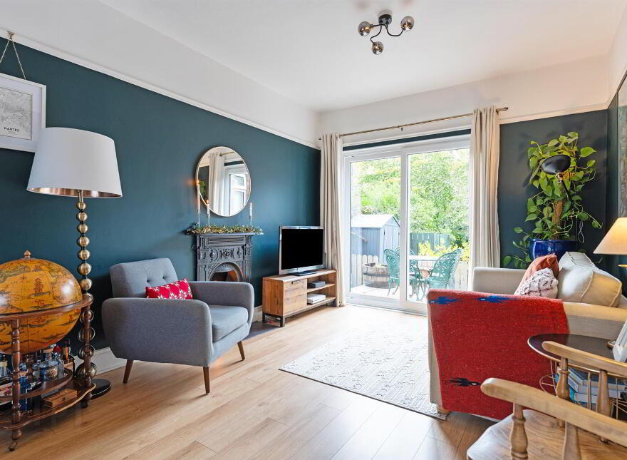 10 Onslow Parade, Cregagh/ Ravenhill, Belfast, BT6 0AR