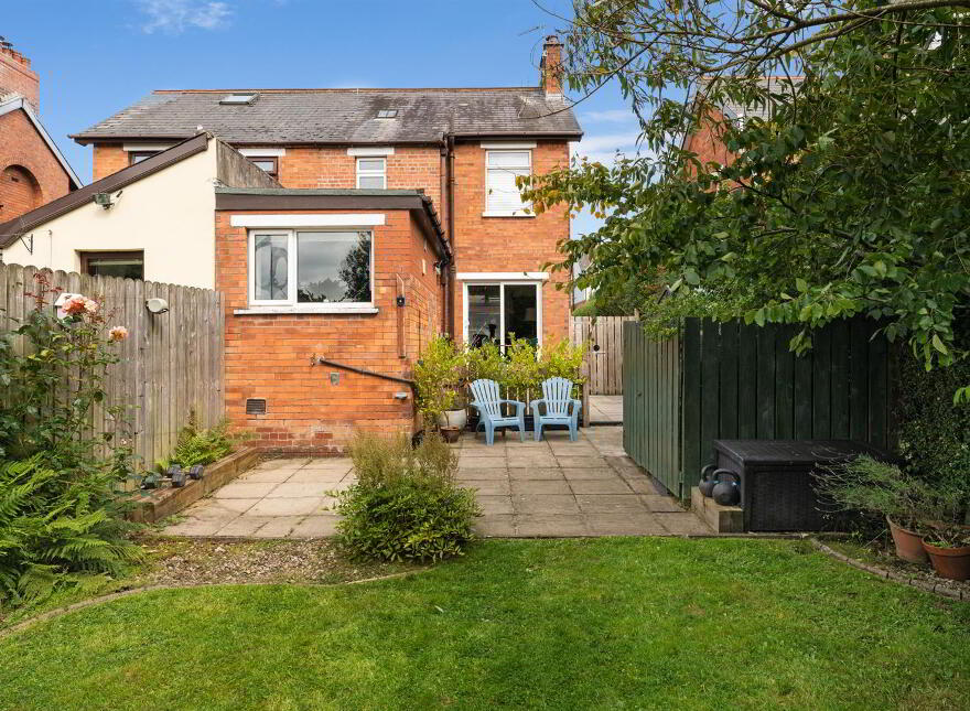 10 Onslow Parade, Cregagh/ Ravenhill, Belfast, BT6 0AR