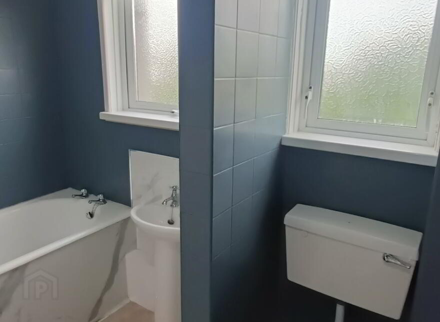 Leafair Park, Derry City, BT48 8JT