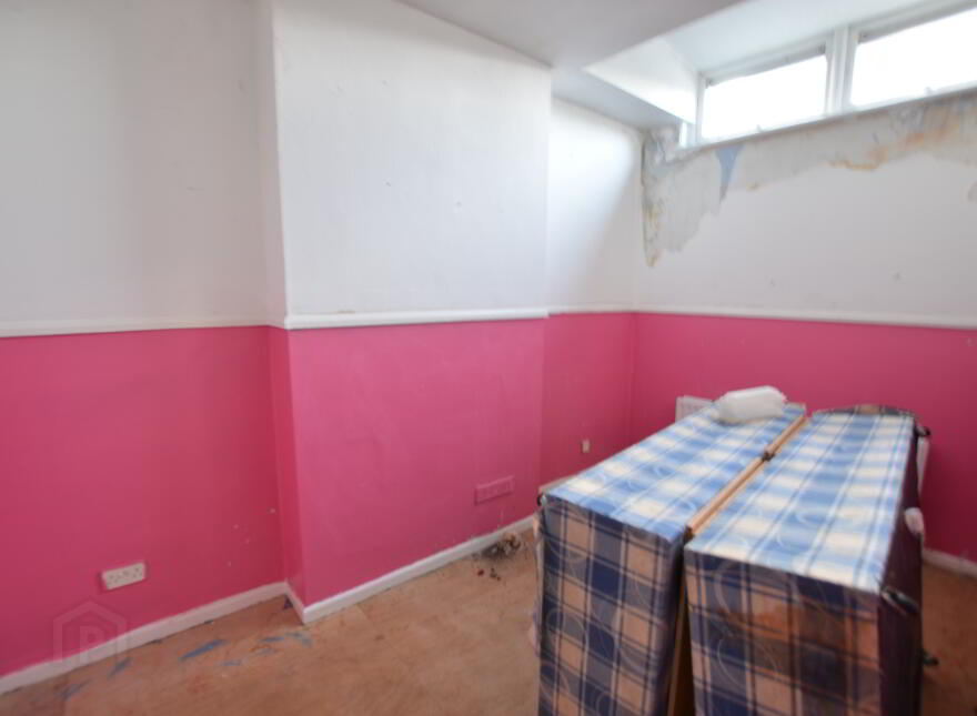 27 North Street, Lurgan, BT67 9AG