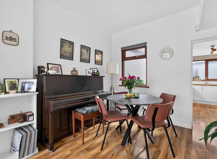 26 Titania Street, Belfast, BT6 8NT
