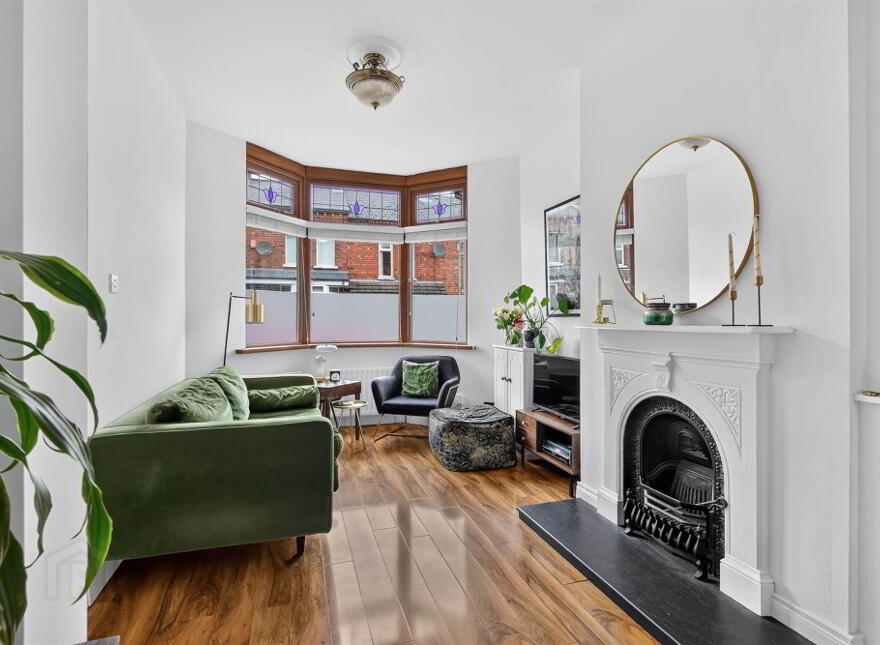 26 Titania Street, Belfast, BT6 8NT
