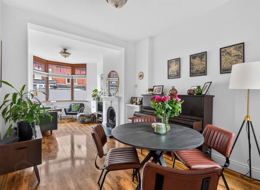 26 Titania Street, Belfast, BT6 8NT