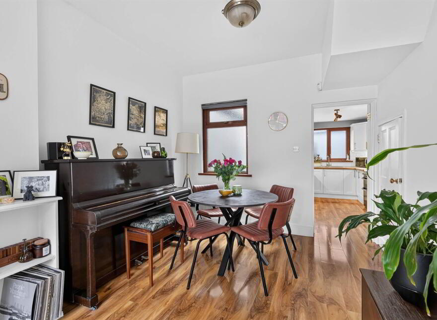 26 Titania Street, Belfast, BT6 8NT