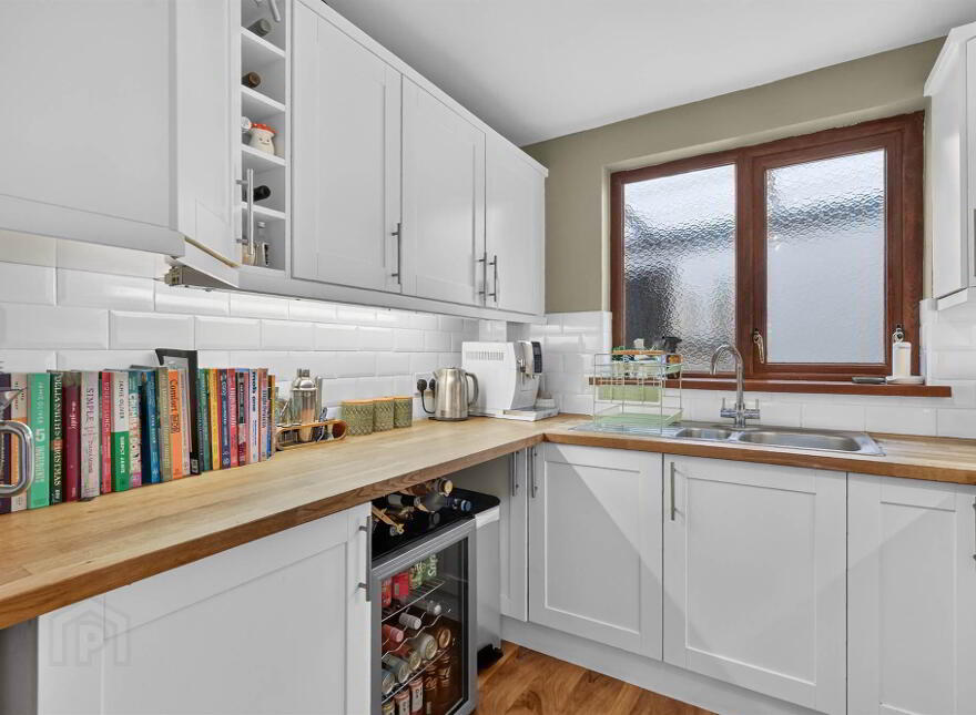 26 Titania Street, Belfast, BT6 8NT