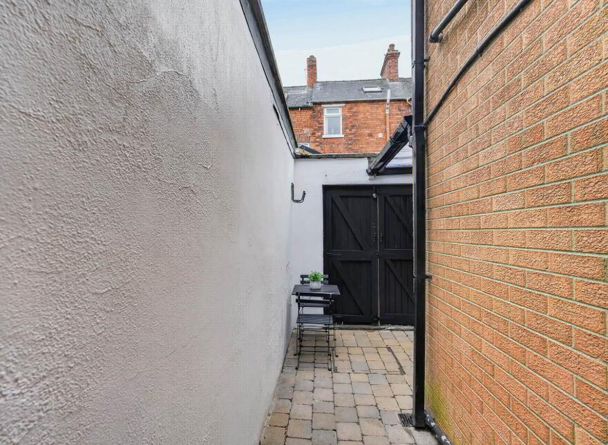 26 Titania Street, Belfast, BT6 8NT