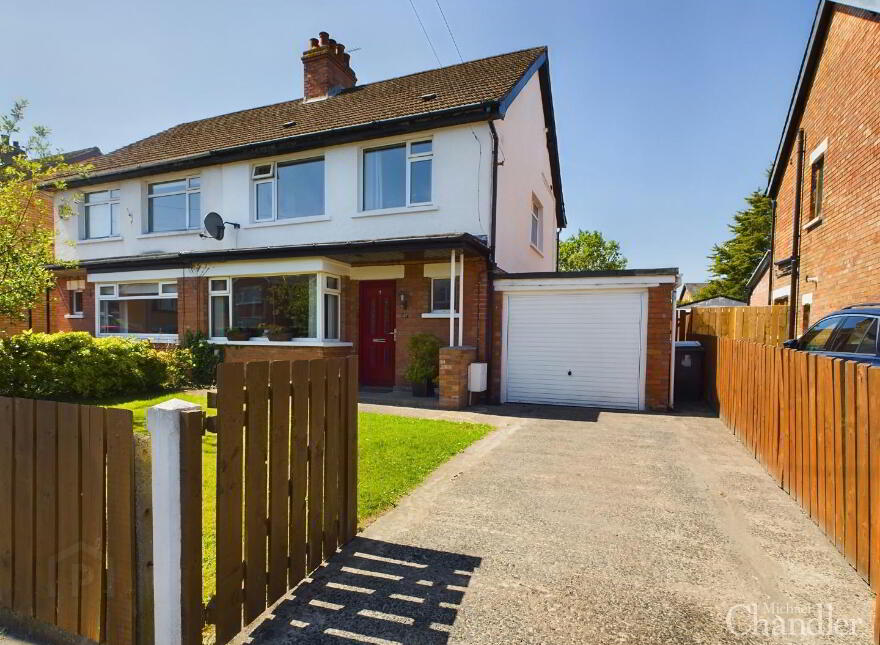 107 Sicily Park, Belfast, BT10 0AP