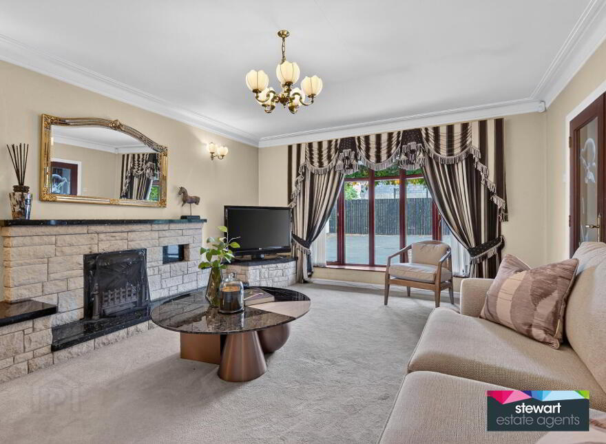 51 Lisnasure Road, Donaghcloney, Dromore, BT25 1JH