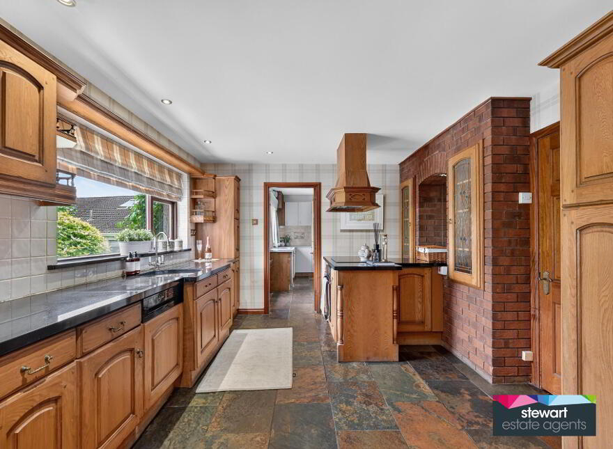 51 Lisnasure Road, Donaghcloney, Dromore, BT25 1JH