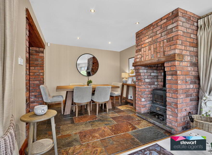 51 Lisnasure Road, Donaghcloney, Dromore, BT25 1JH