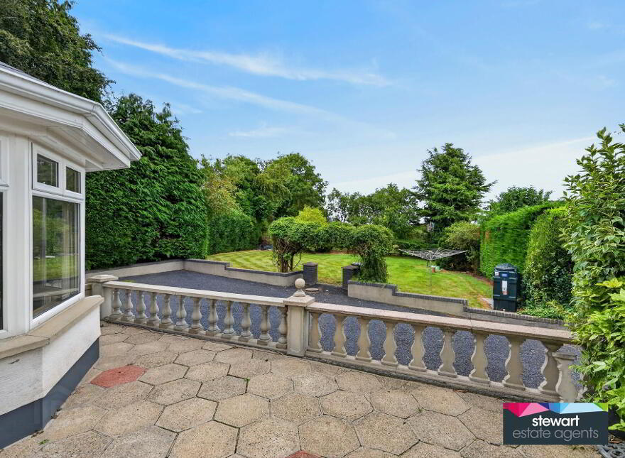51 Lisnasure Road, Donaghcloney, Dromore, BT25 1JH