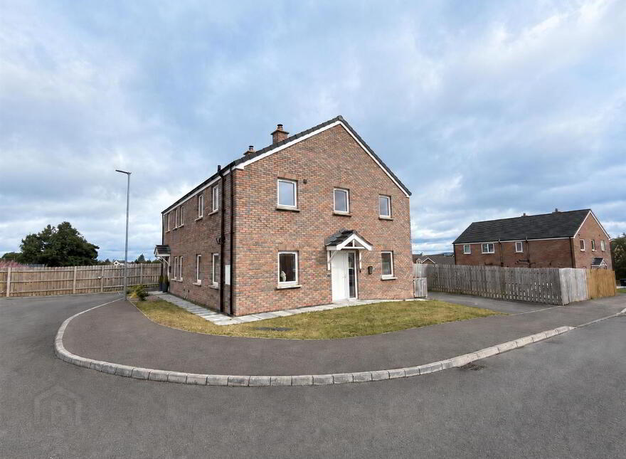 13 Carquillan Meadows, Hilltown, Newry, BT34 5UR