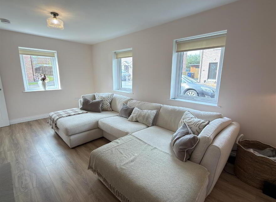 13 Carquillan Meadows, Hilltown, Newry, BT34 5UR