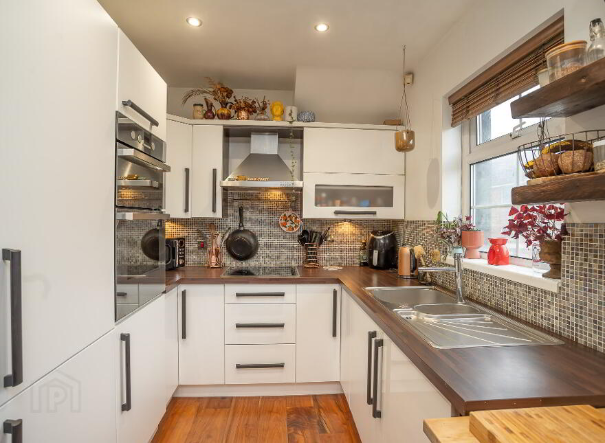 15, Gortland Mews, Gilnahirk, Belfast, BT5 7FQ