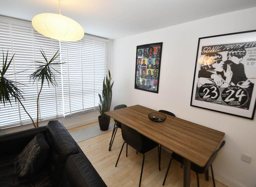 Apt 5, Anderson Building, Ross Mill Avenue, Falls Road, Belfast, BT13 2QQ
