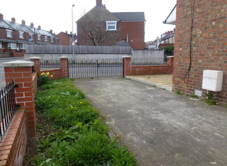 16 Northwood Crescent, Belfast, BT15 3QQ