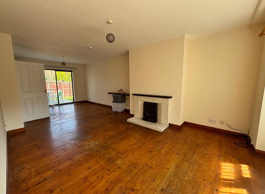 43 Town Park, Carrickfergus, BT38 8FG