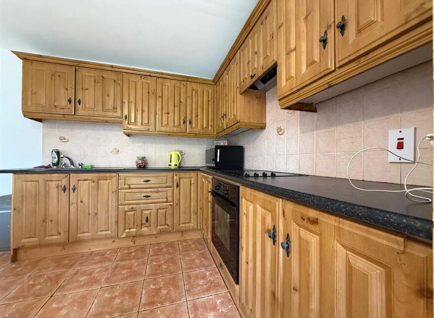6 Castle Court, Ballaghaderreen, F45XY70