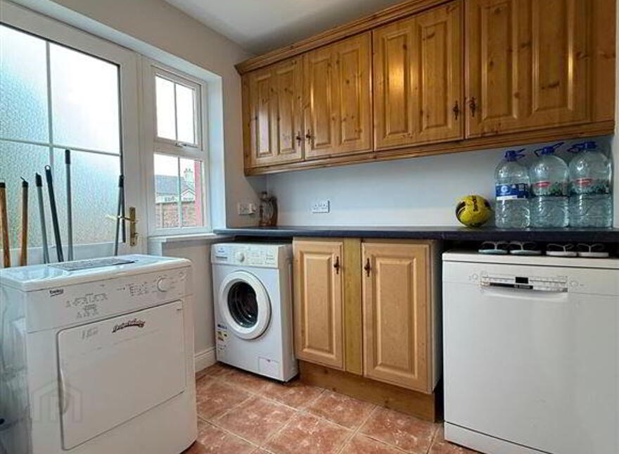 6 Castle Court, Ballaghaderreen, F45XY70
