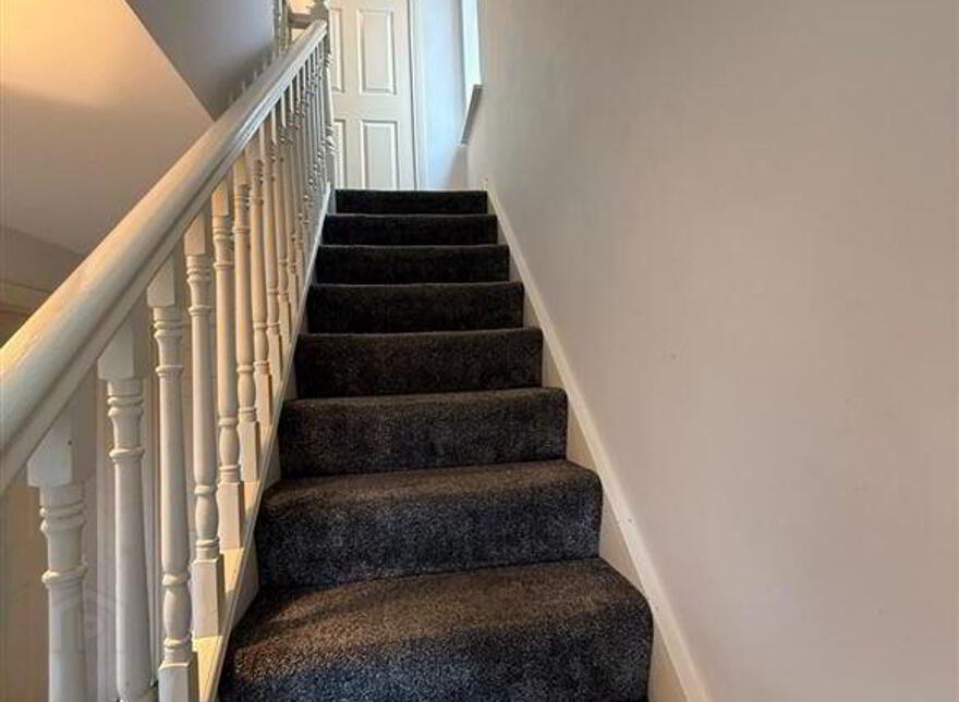 6 Castle Court, Ballaghaderreen, F45XY70