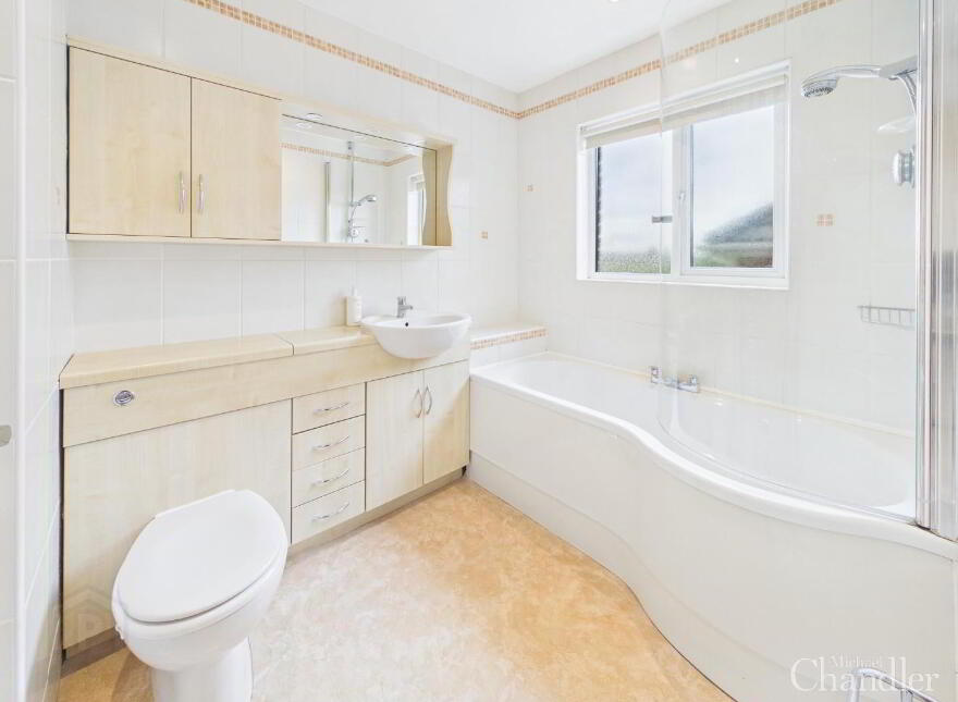 60 Glenholm Crescent, Belfast, BT8 6LS